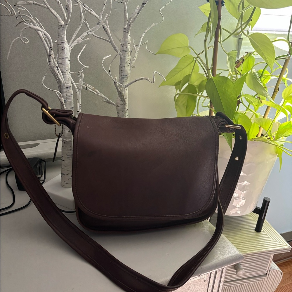 Coach Vintage Leather Patricia Saddle Flap - Crossbody Messenger Bag 9951 Brown